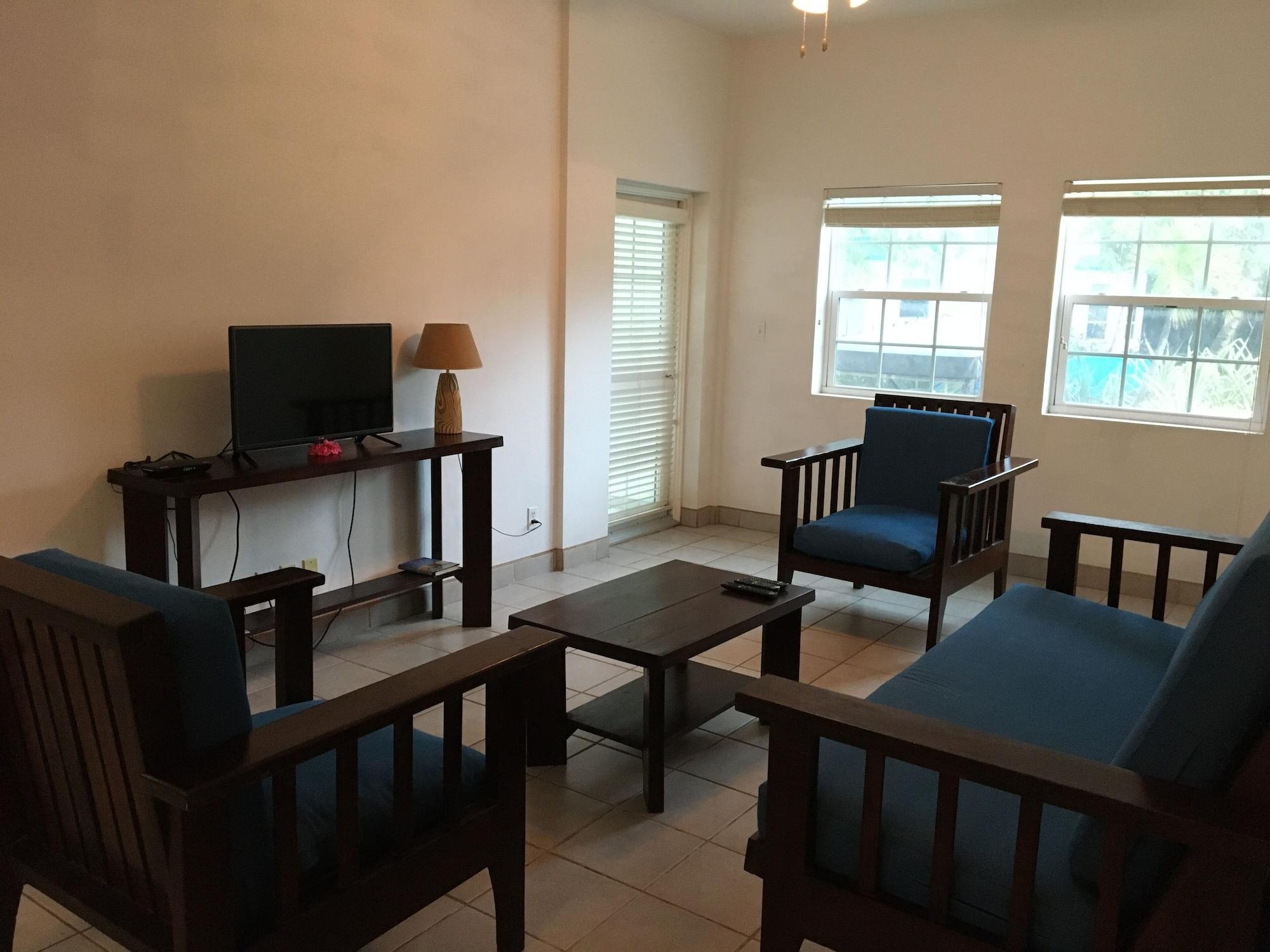 Best Western Grand Baymen Gardens San Pedro  Εξωτερικό φωτογραφία