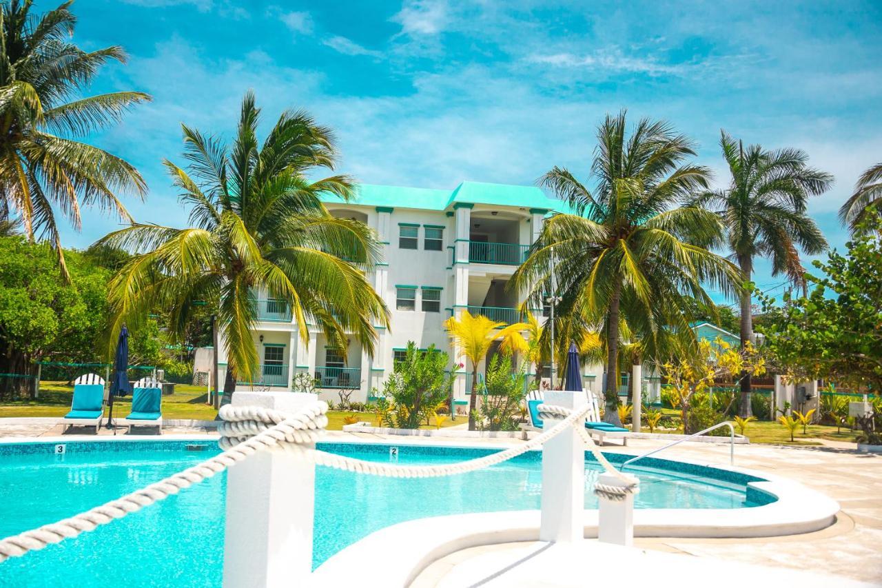 Best Western Grand Baymen Gardens San Pedro  Εξωτερικό φωτογραφία
