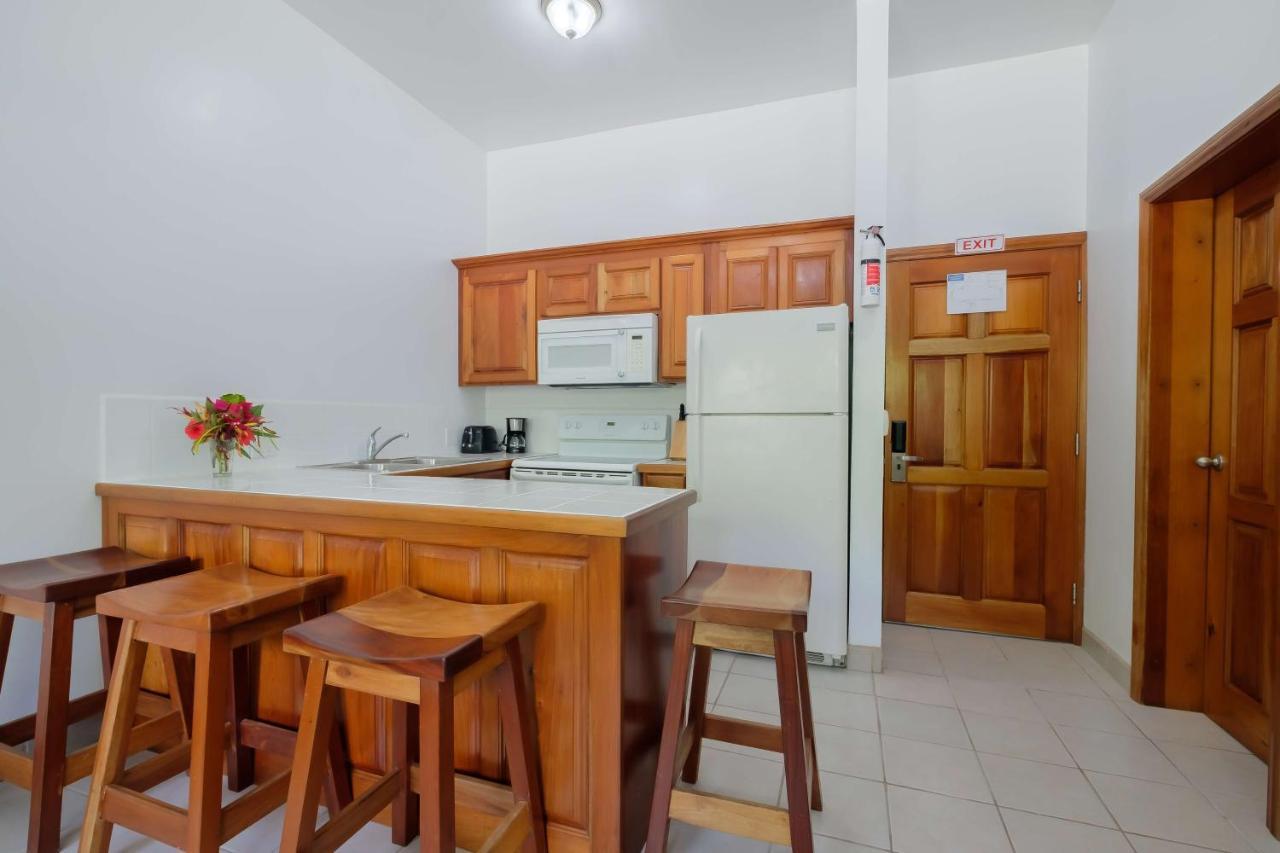 Best Western Grand Baymen Gardens San Pedro  Εξωτερικό φωτογραφία