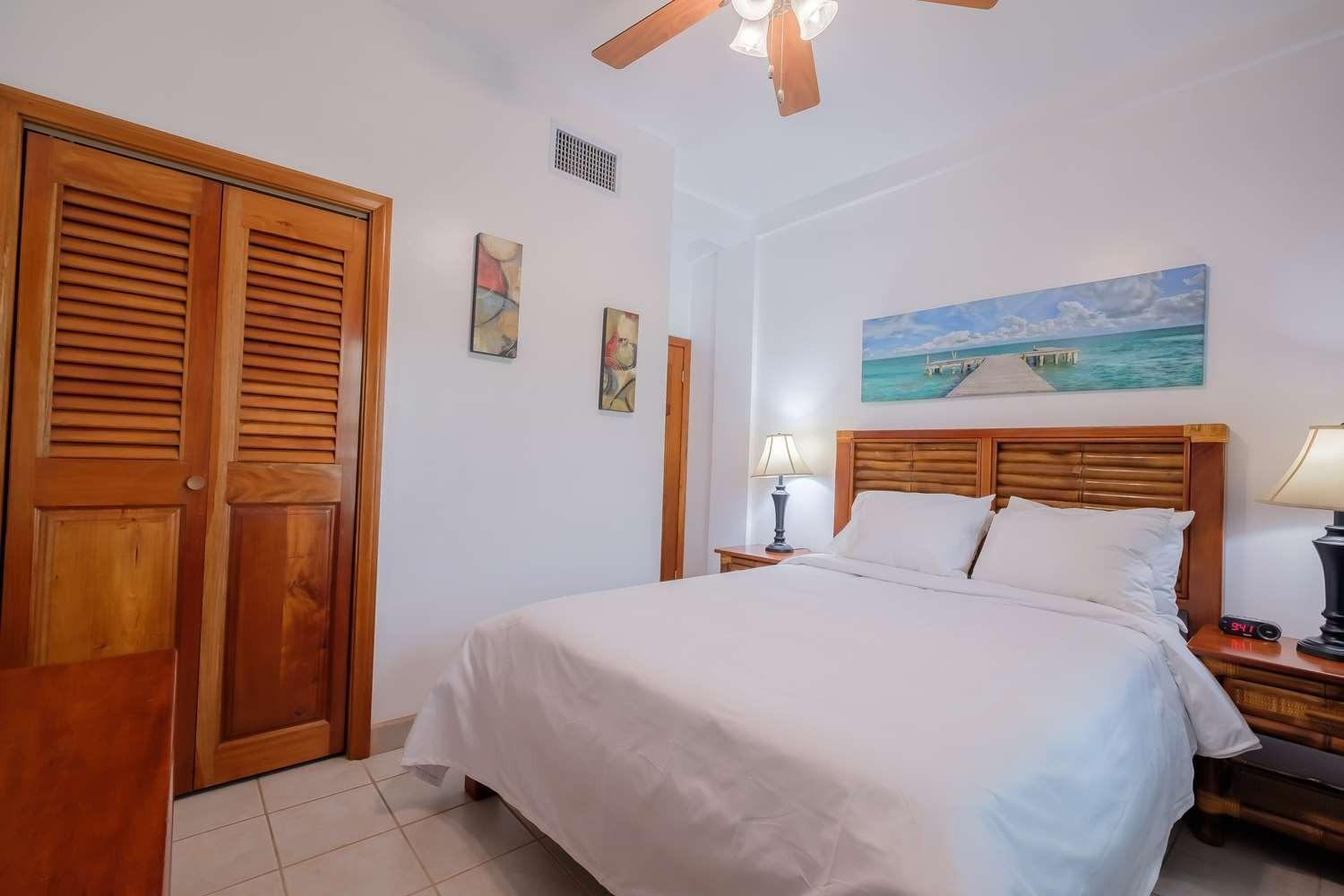 Best Western Grand Baymen Gardens San Pedro  Εξωτερικό φωτογραφία