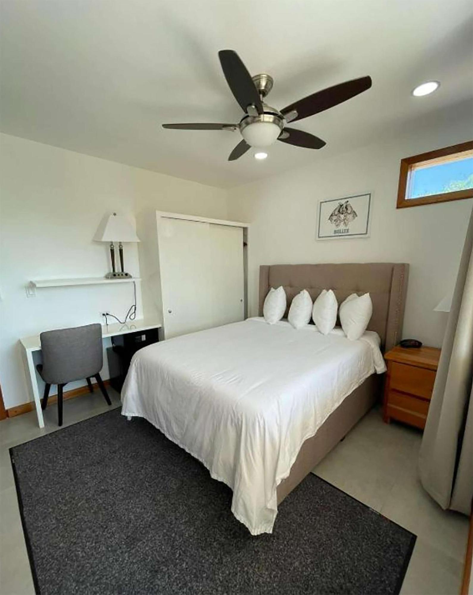 Best Western Grand Baymen Gardens San Pedro  Εξωτερικό φωτογραφία